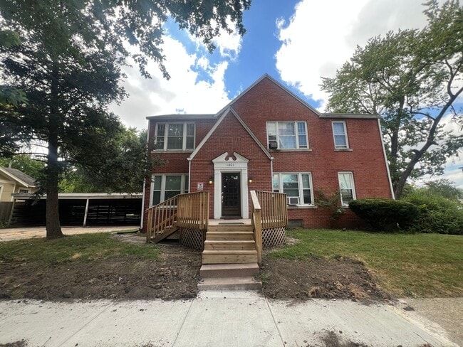 Building Photo - 1401 S Spring St Unit C Rental