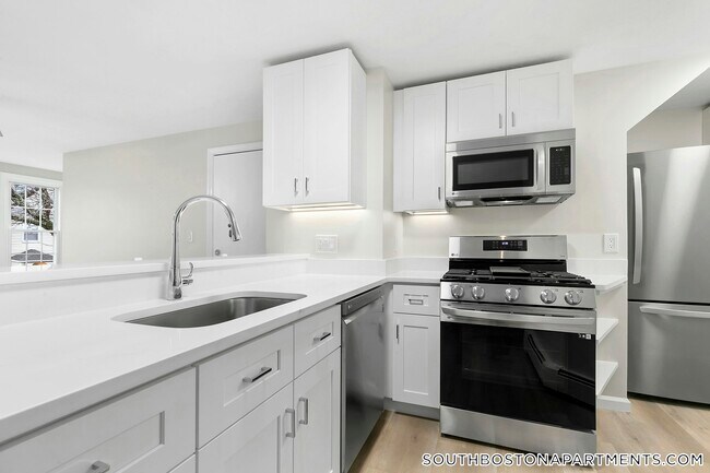 Photo - 324 W 3rd St Apartment Unit 1