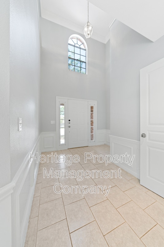 Photo - 25222 Flaming Arrow