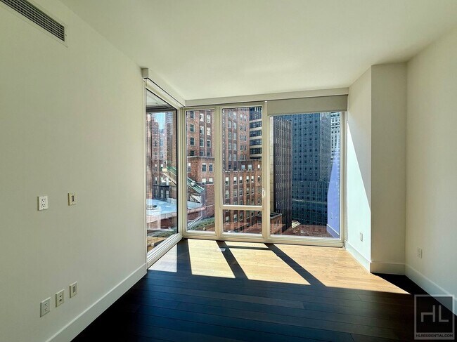 Photo - East 44th Street Unit 35E