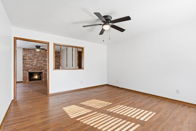 Photo - 3 Bedroom | 2 Bathroom | 2 Car Garage | Springfield MO | Fenced Back Yard!