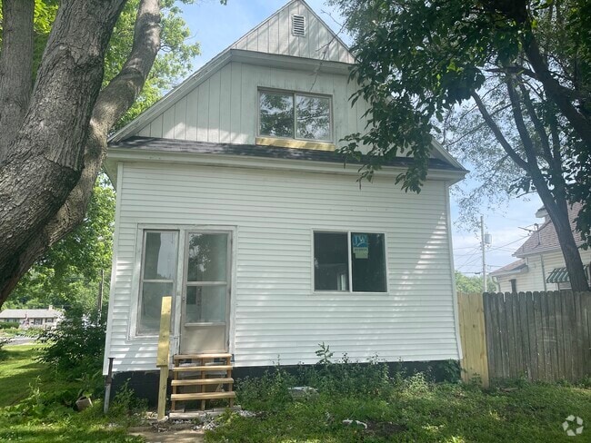 Building Photo - 513 Cunningham Ave Rental