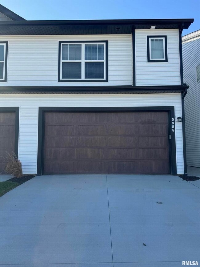 Building Photo - 5888 Butterfield Ct