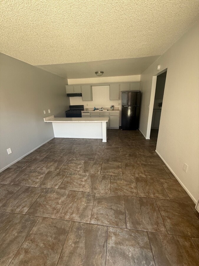 Photo - 18335 Montezuma St Unidad 55-8