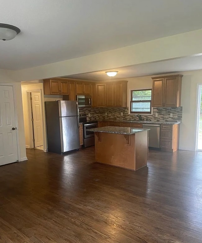 Building Photo - 5109 48th Ave N