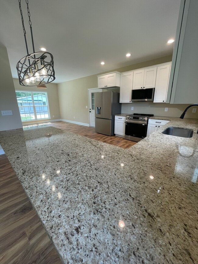 1406 Old Estill Springs Rd