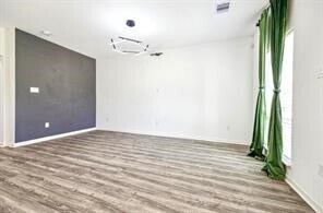 Photo - 310 Connecticut St