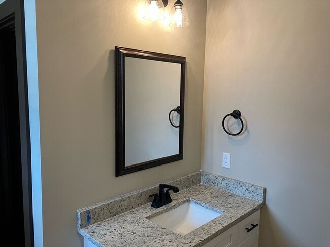 Photo - Super Cute 2 Bedroom House in Fox Run Village