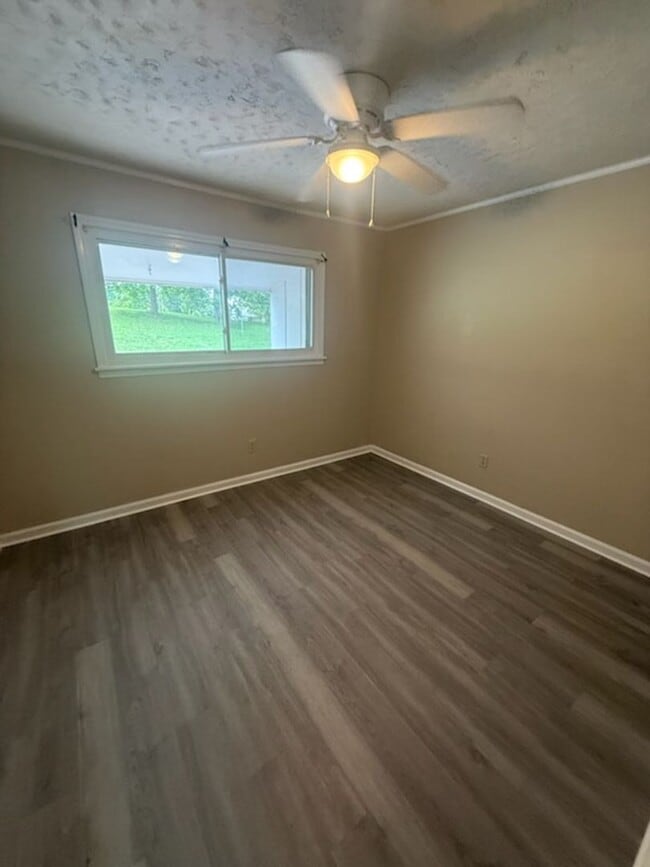 Photo - W. W Pritchard St Unit 142 W. Pritchard St