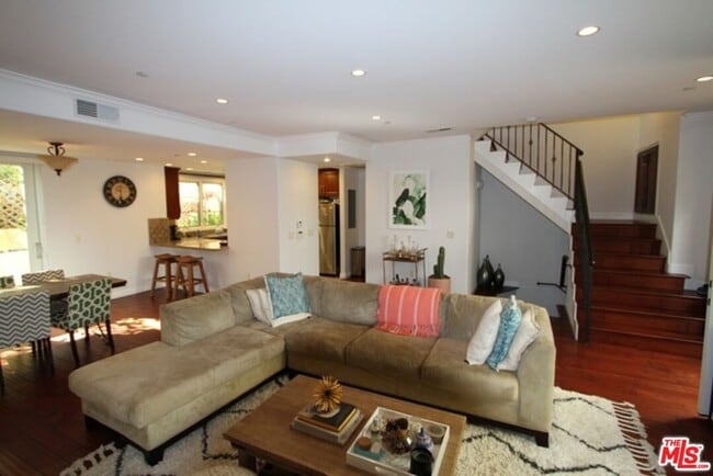 Photo - 1120 21st St Unit 4