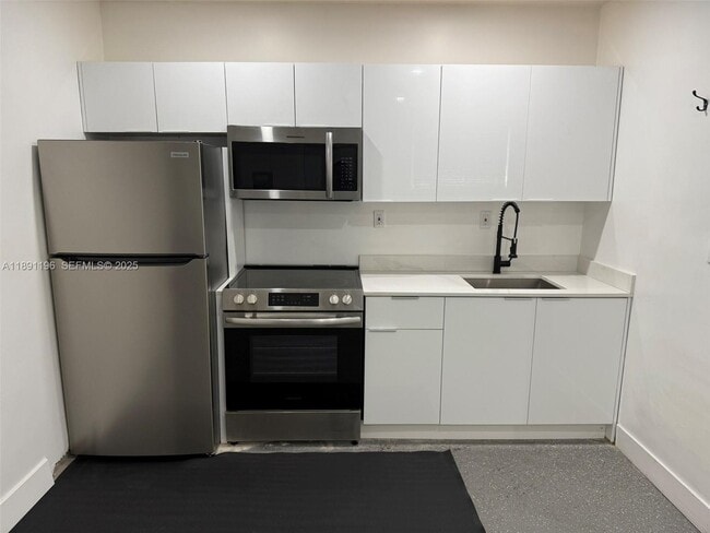 Photo - 4300 NW 3rd Ct Unit 1