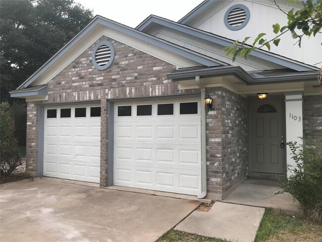 Photo - 1103 Brookside Cove