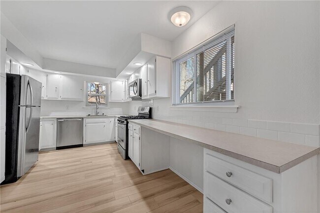 Photo - 14804 Dutchmans Dr House