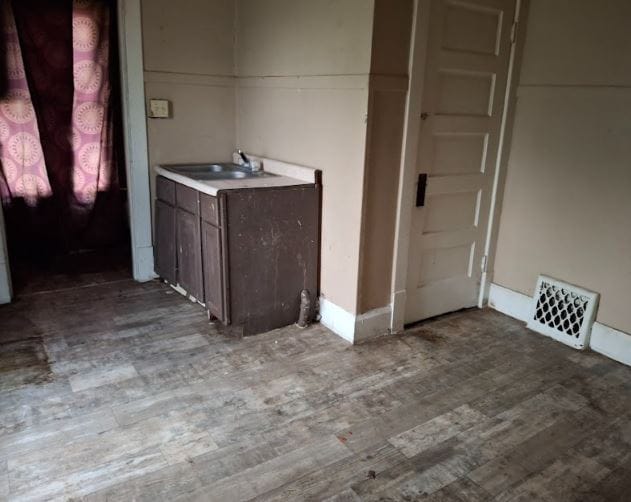 Photo - 1415 S Greenlawn Ave