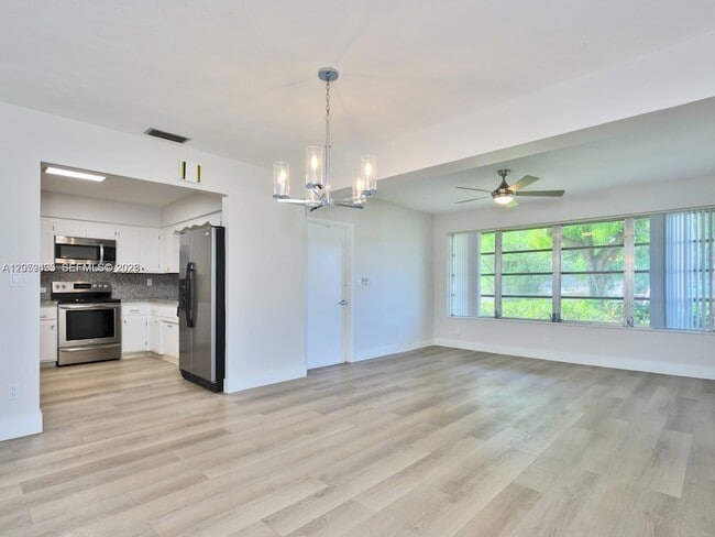 Photo - 8691 NW 16th St