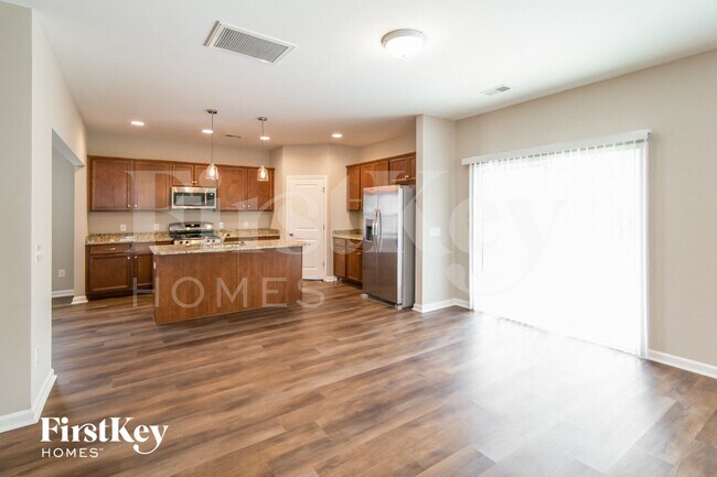 Photo - 226 Hyrne Dr