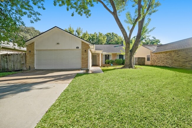 Building Photo - 6811 Blue Ridge Dr Rental