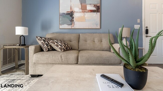 Building Photo - 9835 Fredericksburg Rd