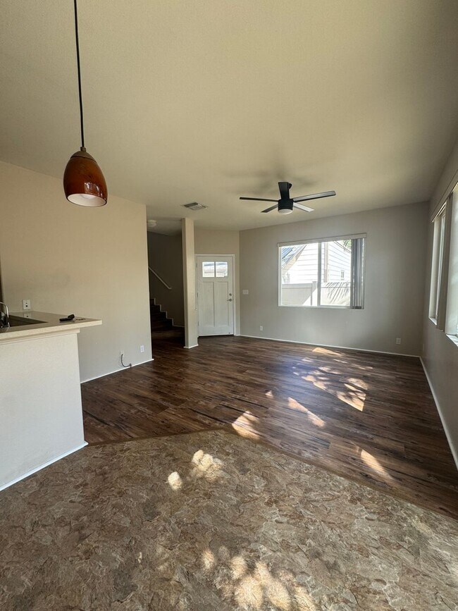 Photo - Beautiful 3 Bedroom with 2.5 Bathroom Home...