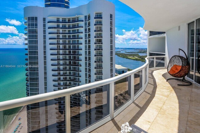 Photo - 15901 Collins Ave Unidad 3807