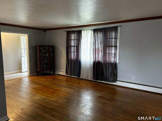 Photo - 87 Worcester Ave