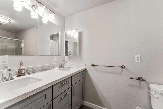 Photo - 1015 Martin Luther King Jr Way Unit 1