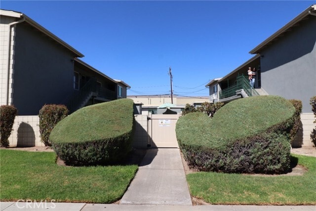 Photo - 2227 E Westport Dr Unit 2