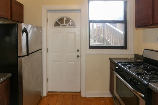 Photo - 3812 N Pine Grove Ave Unit E2