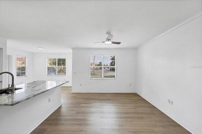 Photo - 1010 Villagio Cir Unidad 101