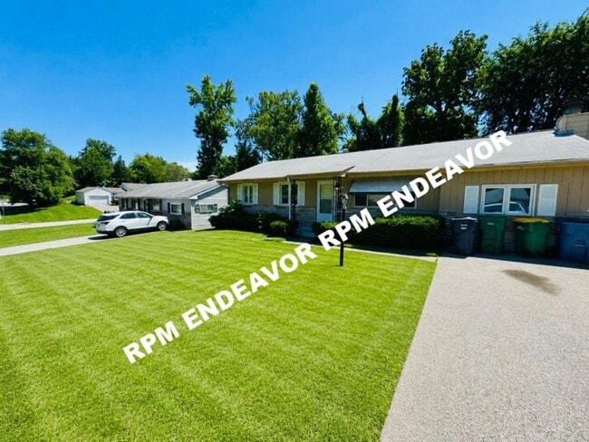 Photo - Just Hit the Market — Spacious Layout + Basement Space in St. Louis, Housing Choice Voucher Accep...