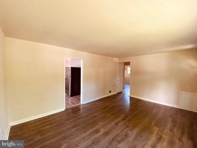 Photo - 4418 Ives St