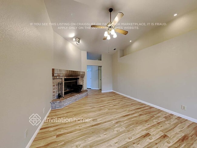 Photo - 8821 Somershire Way