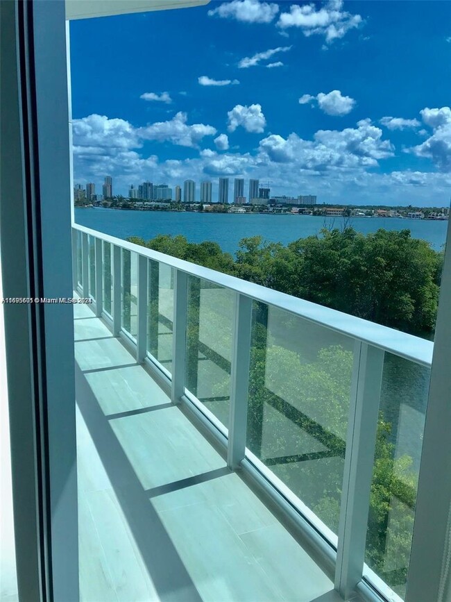 Photo - 17111 Biscayne Blvd Unidad 408 Rental