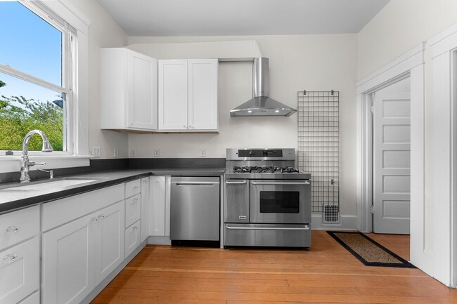 Photo - NENO1 - 1549-1601 SE 32nd Place Unit 1601