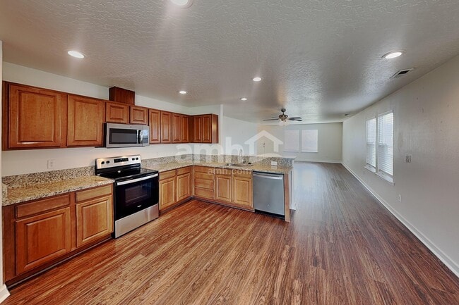 Photo - 40 N Amanda Dr
