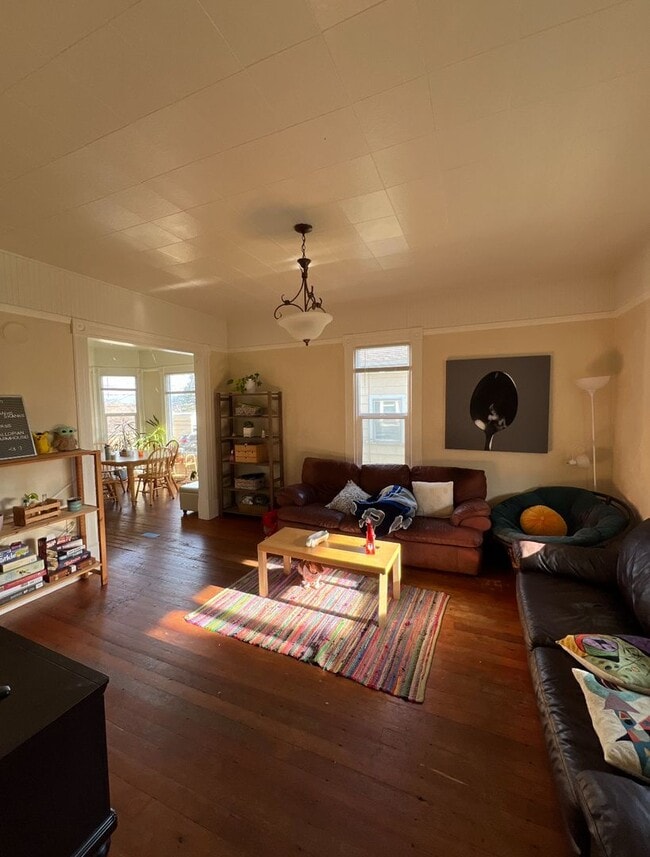 Photo - 1217/1219 Billy Frank Jr St Unidad 1217 #1