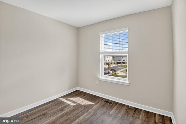 Photo - 15006 General Lafayette Blvd