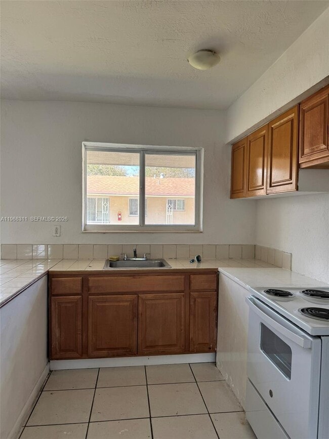 Photo - 730 NE 122nd St Unit 4