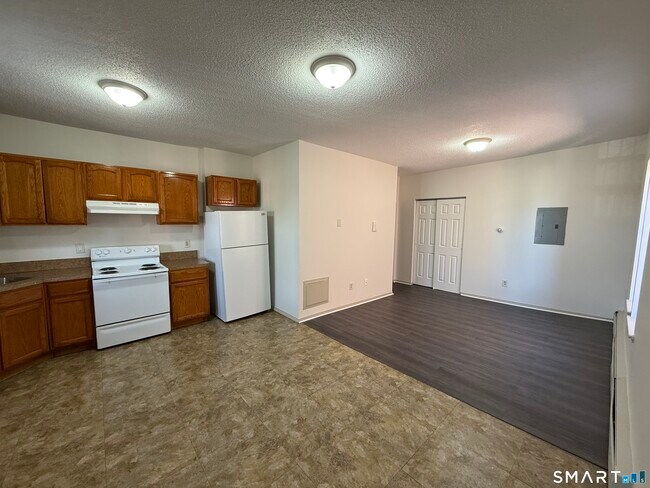 Photo - 834 Park St Unidad 3W