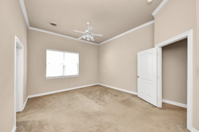 Photo - 917 McKinney Park Ln
