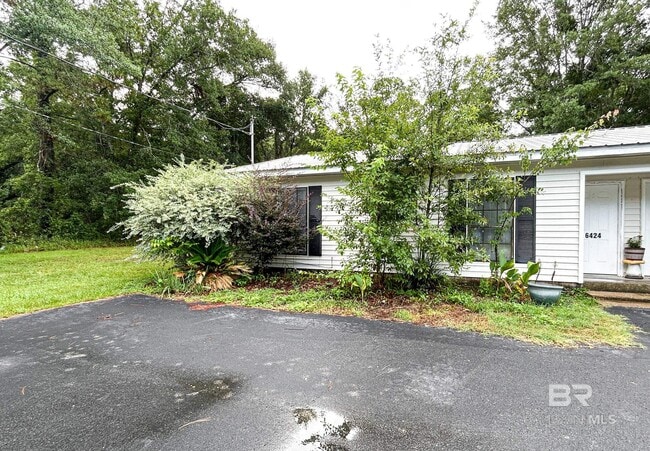 Building Photo - 6424 Schoel Ln Rental