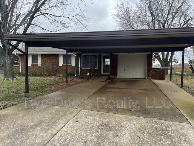 Photo - 425 S Dallas Ave