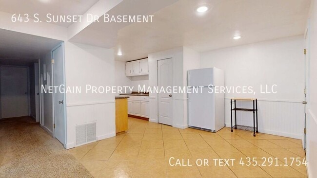 Photo - 643 S Sunset Dr