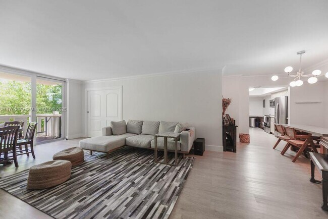 Photo - 1121 Crandon Blvd Unit D206