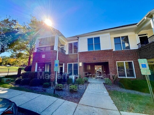Building Photo - 800 Savannah Ridge Rd Unit #116