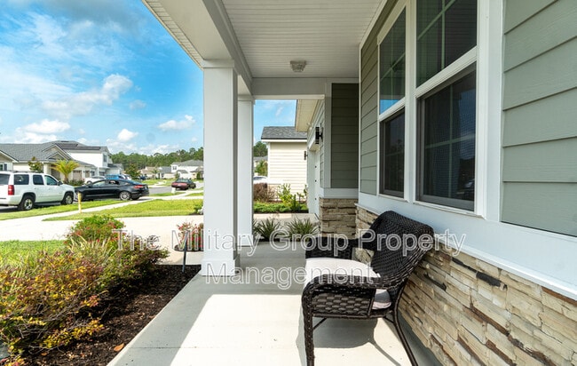 Photo - 1837 Amberly Dr