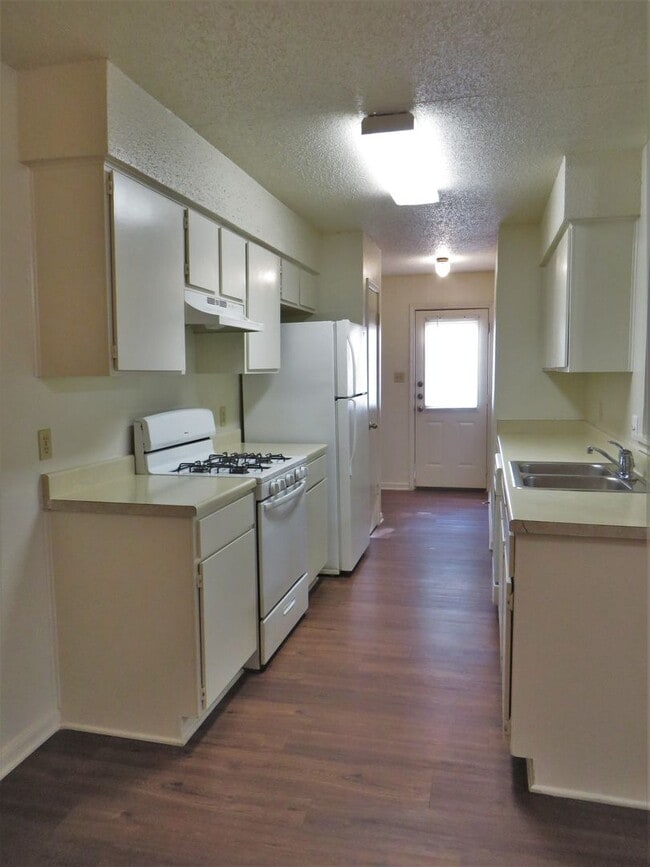 Photo - 705 Unit 704