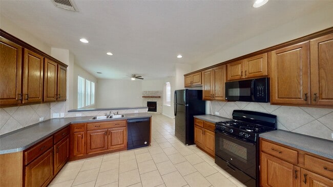 Photo - 14527 Eastern Redbud Ln