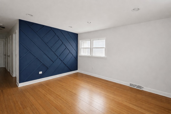 Photo - 4259 N Narragansett Ave