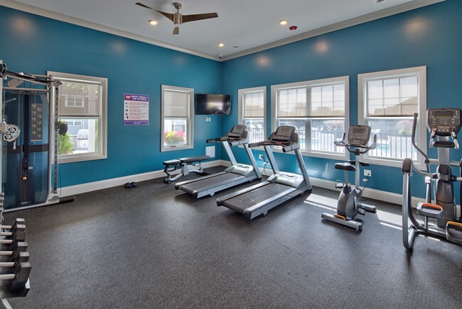 Reserve Pointe Apartments